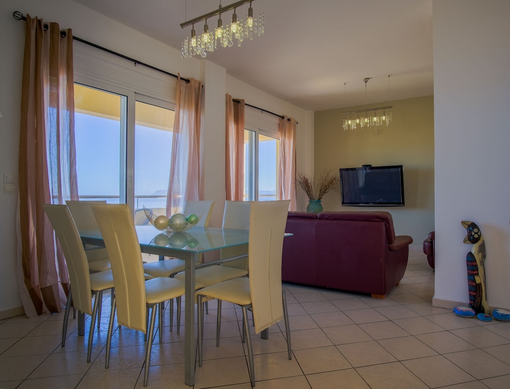 Blue Villas — Hotel rooms in Chania