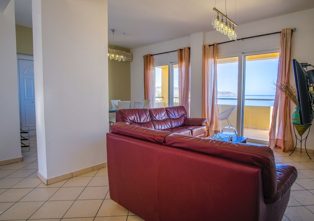 Blue Villas — Hotel rooms in Chania