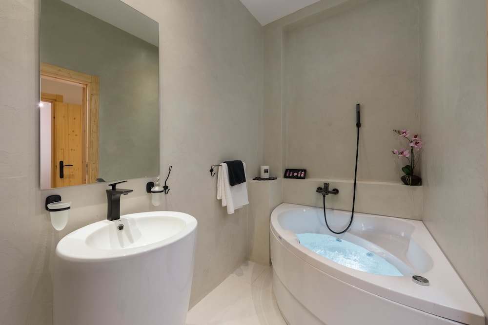 Old Town Senses Boutique Hotel — Hotel rooms in Rhodes Town, South Aegean