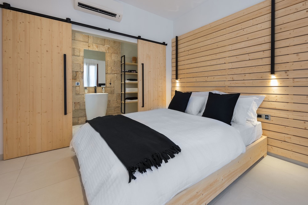 Old Town Senses Boutique Hotel — Main photo in Rhodes Town, South Aegean