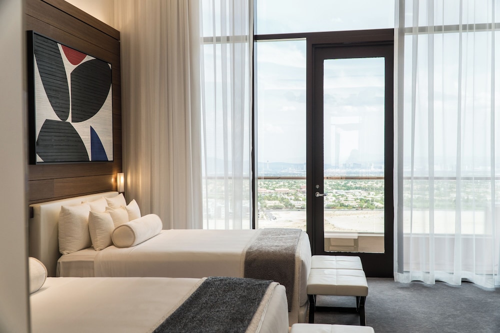 Red Rock Casino, Resort and Spa — Hotel rooms in Las Vegas, Nevada