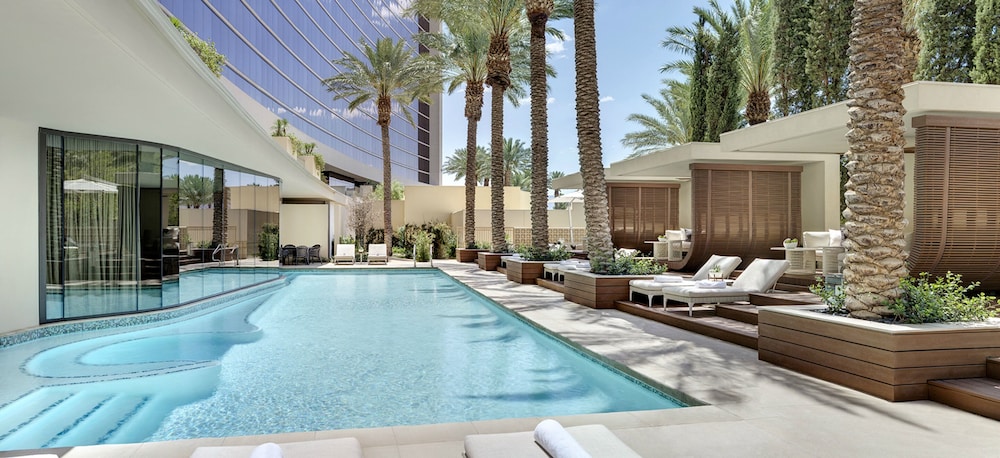 Red Rock Casino, Resort and Spa — Swimming pool in Las Vegas, Nevada