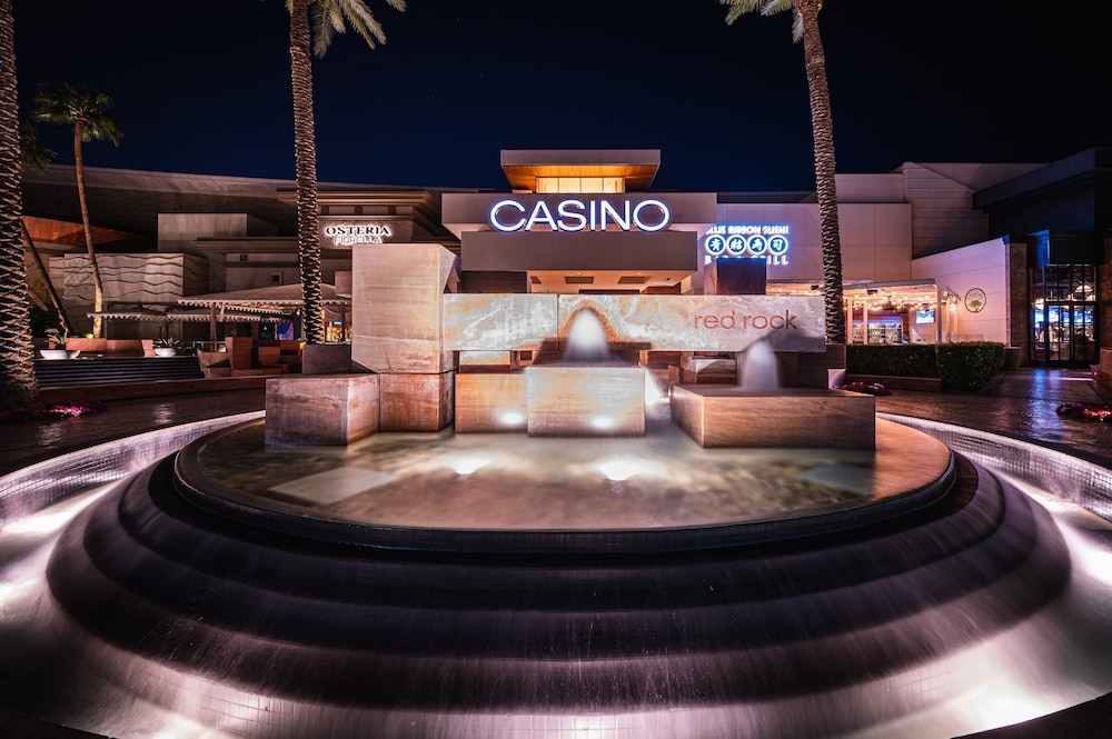 Red Rock Casino, Resort and Spa — Hotel building in Las Vegas, Nevada