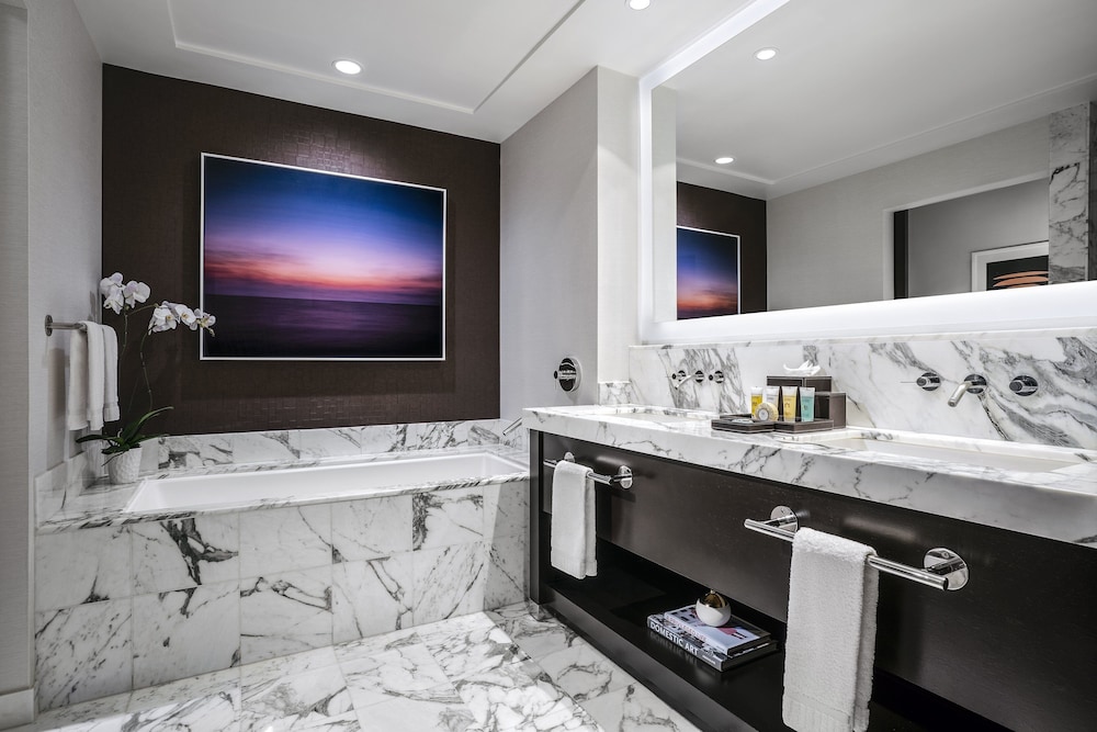 Red Rock Casino, Resort and Spa — Hotel rooms in Las Vegas, Nevada