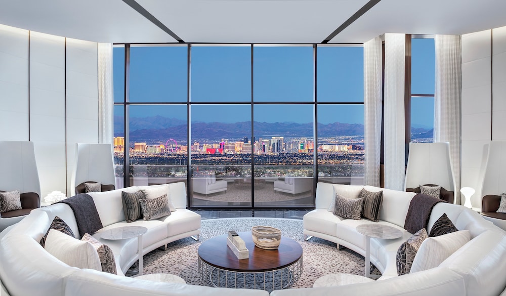 Red Rock Casino, Resort and Spa — Hotel rooms in Las Vegas, Nevada