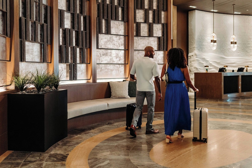 Renaissance® Boston Seaport District — Hotel building in Boston, Massachusetts