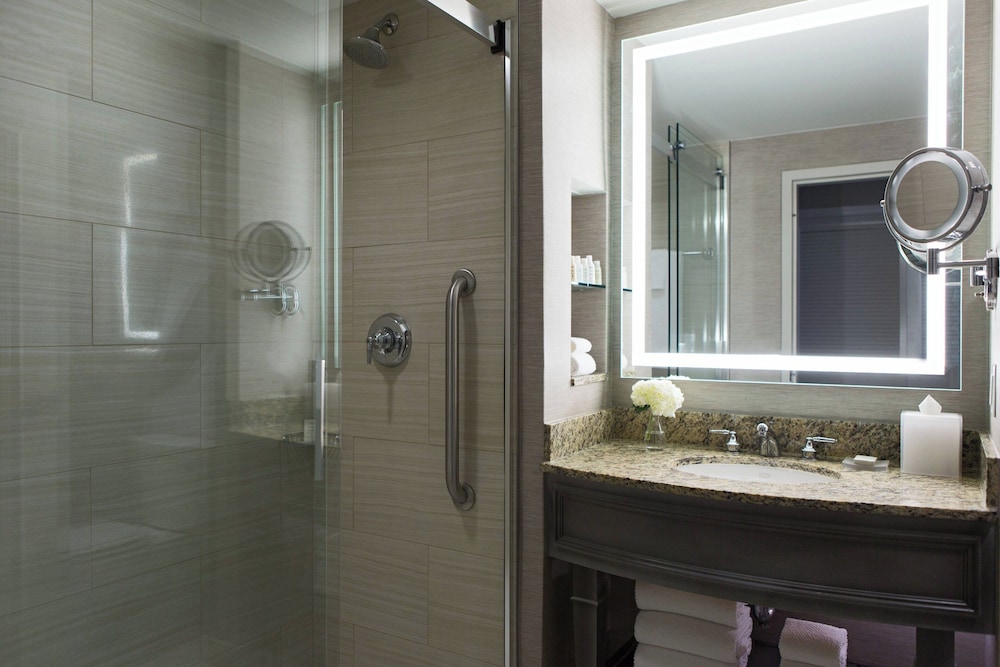 Renaissance Tampa International Plaza Hotel — Hotel rooms in Tampa, Florida