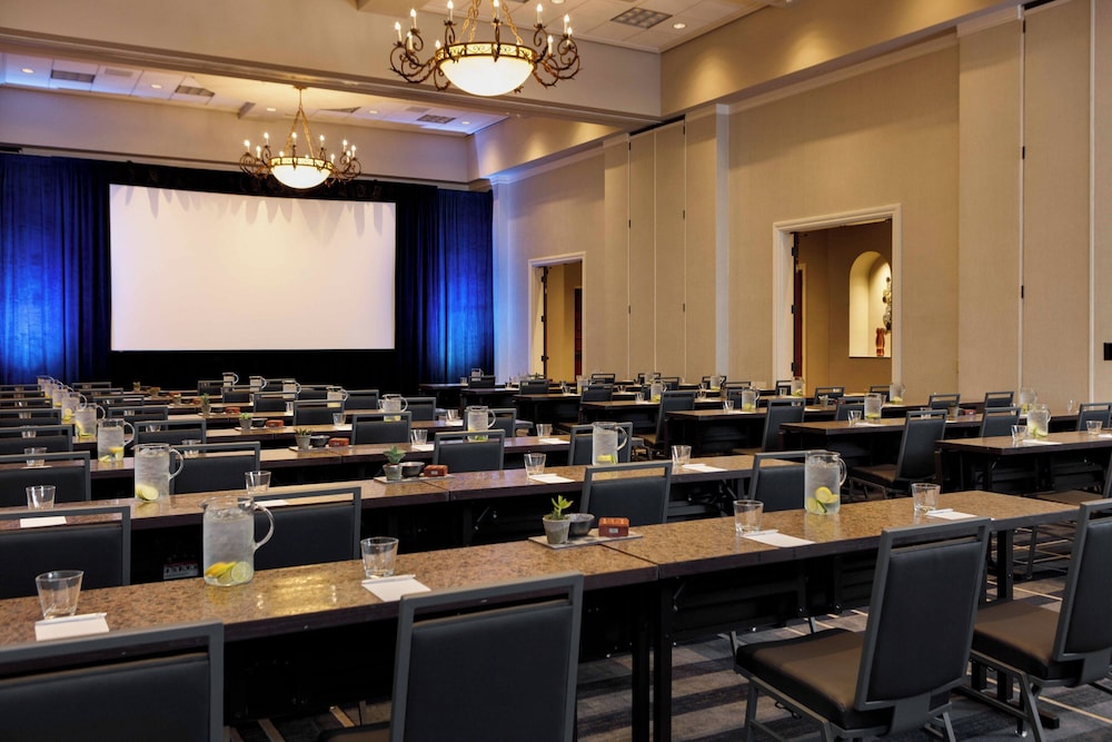 Renaissance Tampa International Plaza Hotel — Hotel building in Tampa, Florida