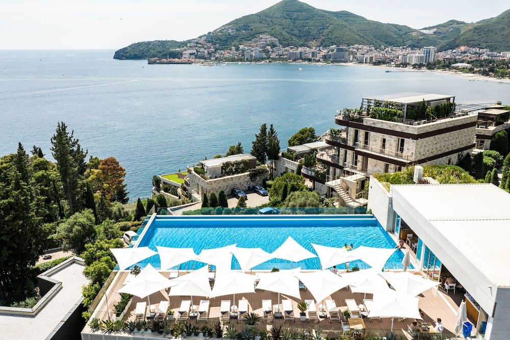Dukley Hotel & Resort