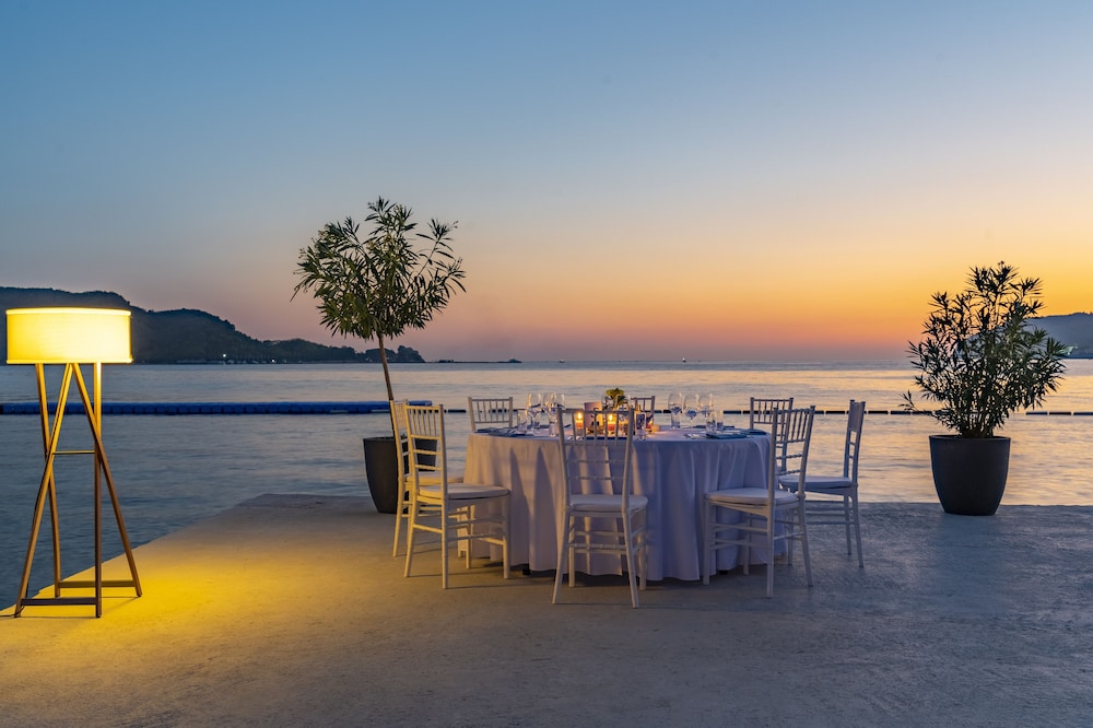 Dukley Hotel & Resort — Restaurant & bars in Budva, Budva Municipality
