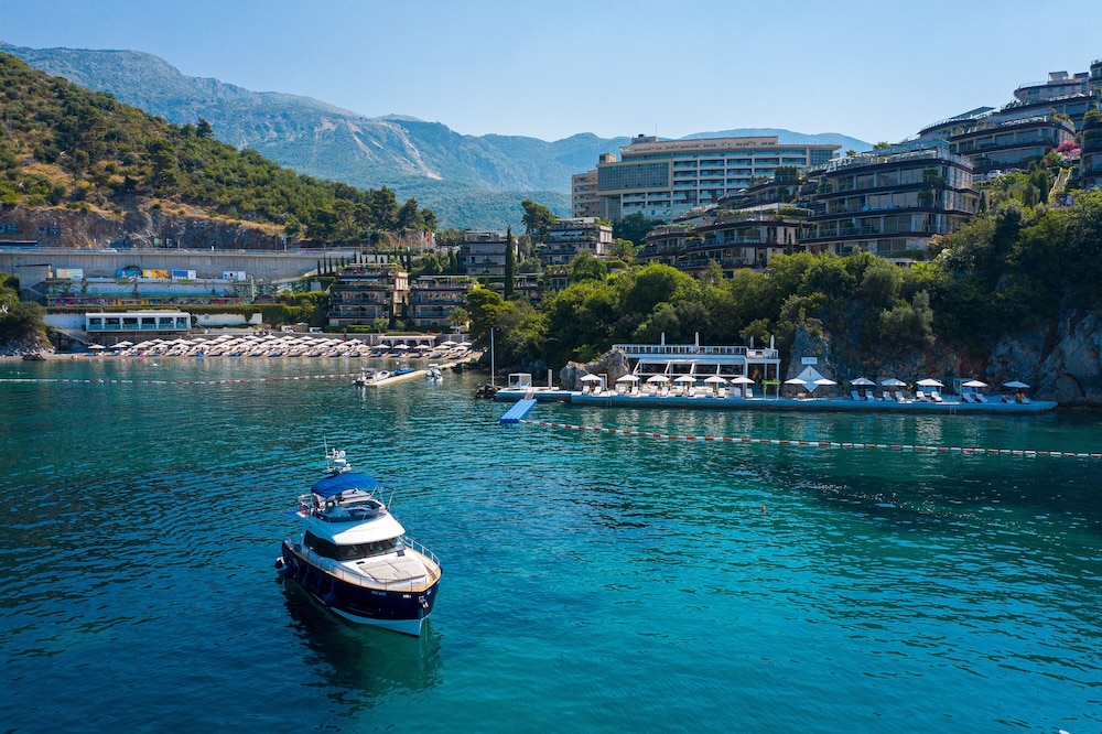 Dukley Hotel & Resort — Beach in Budva, Budva Municipality