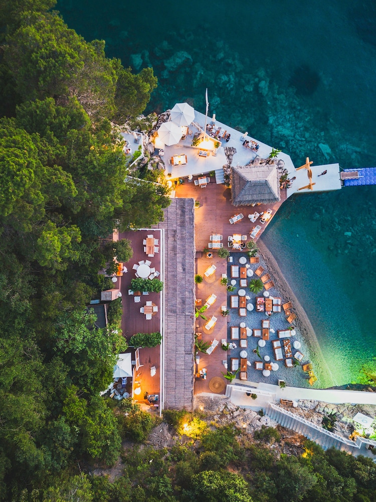 Dukley Hotel & Resort — Restaurant & bars in Budva, Budva Municipality