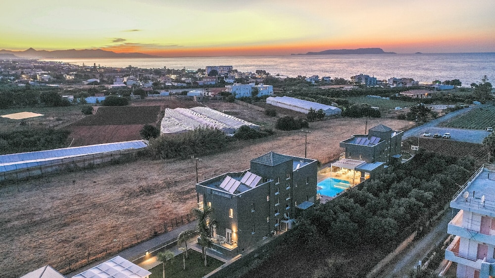 Elysian Suites — Hotel rooms in Hersonissos
