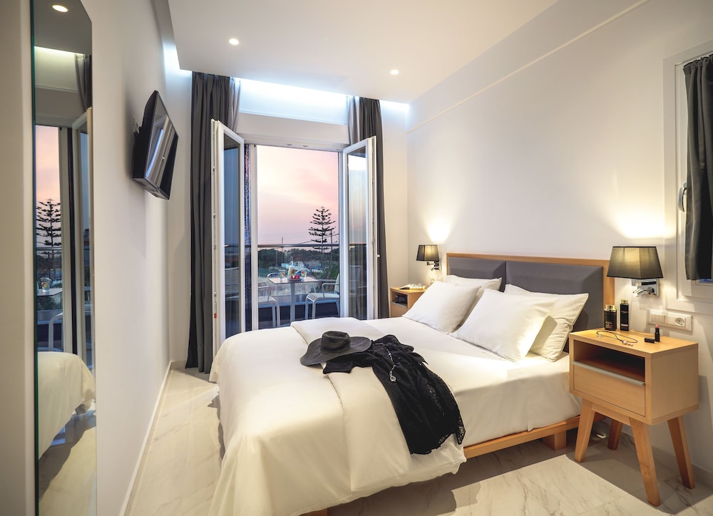 Elysian Suites — Hotel rooms in Hersonissos