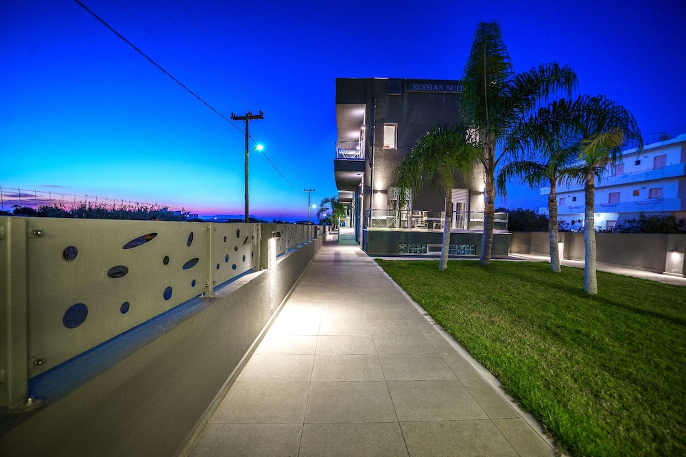 Elysian Suites — Hotel building in Hersonissos