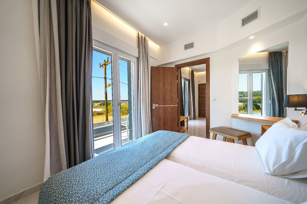 Elysian Suites — Hotel rooms in Hersonissos