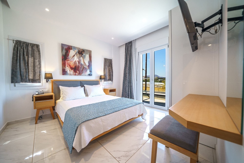 Elysian Suites — Hotel rooms in Hersonissos