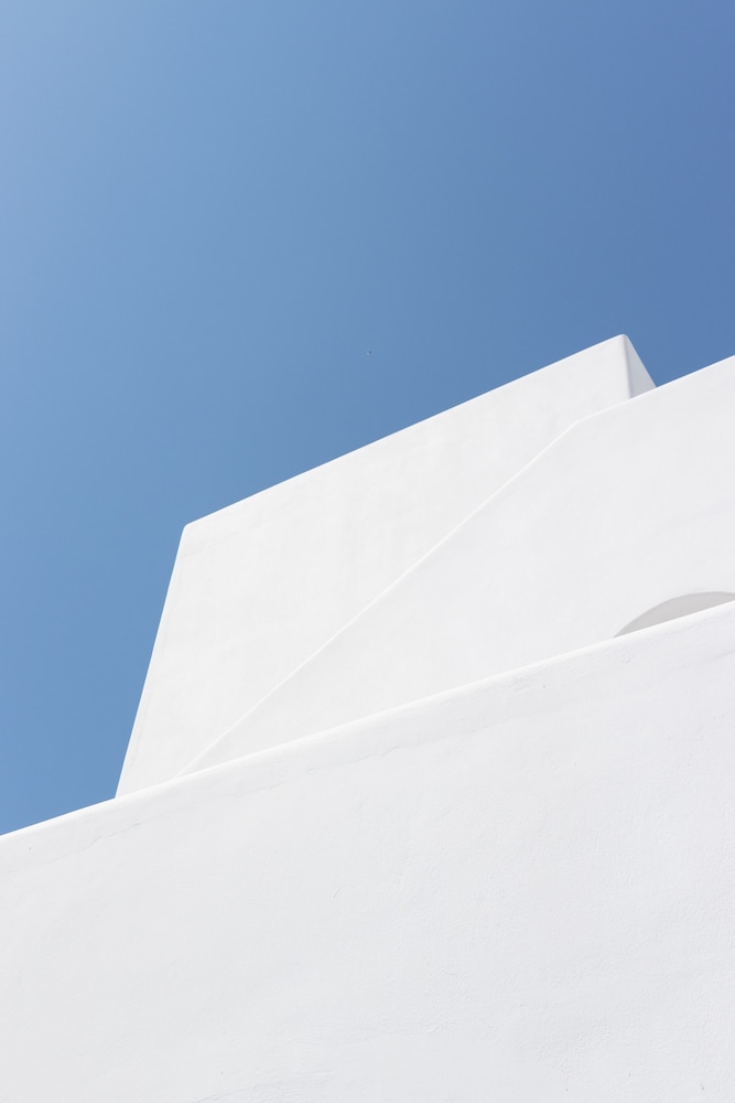 Casa Vitae Suites — Hotel building in Kamari, South Aegean