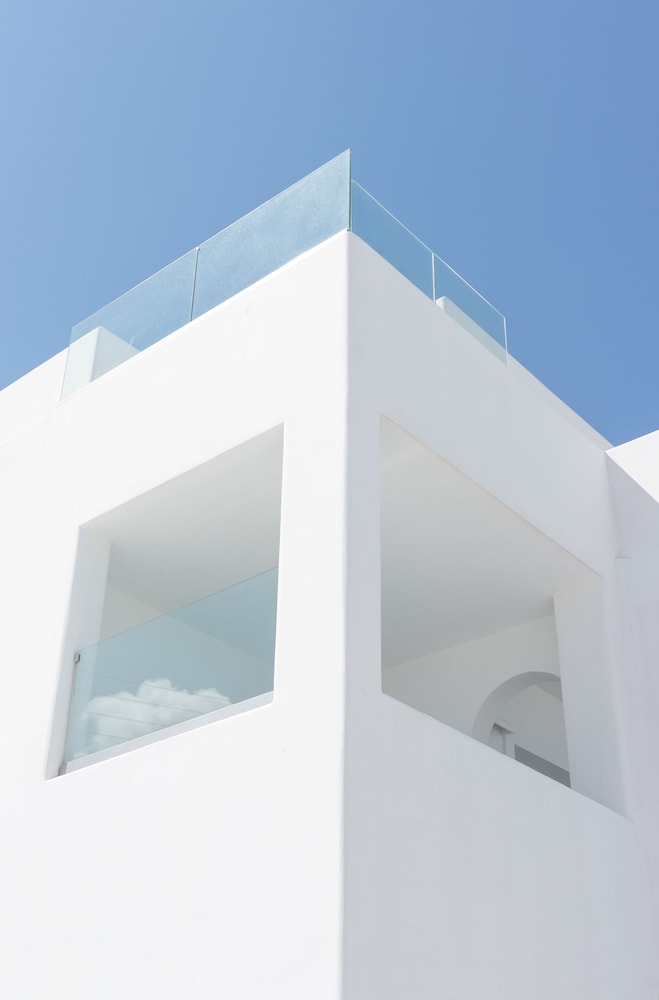 Casa Vitae Suites — Hotel building in Kamari, South Aegean