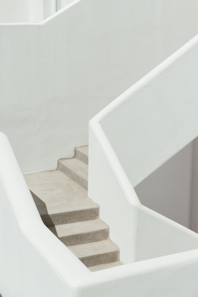 Casa Vitae Suites — Hotel building in Kamari, South Aegean