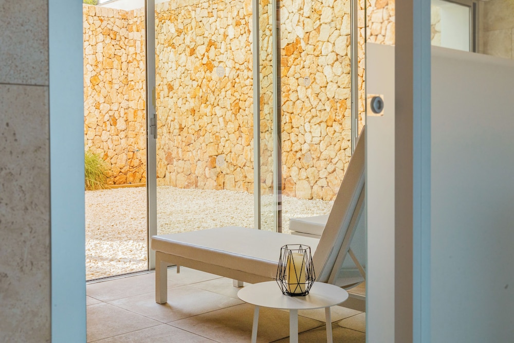 Hotel Seth 55 Santo Tomas — Spa in Santo Tomas, Balearic Islands