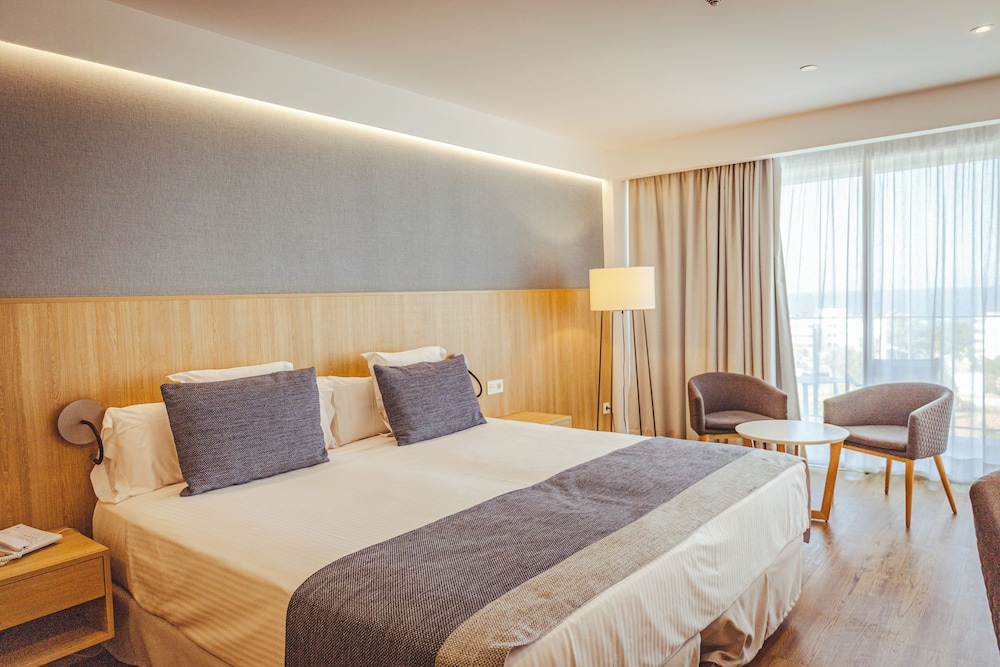 Hotel Seth 55 Santo Tomas — Hotel rooms in Santo Tomas, Balearic Islands