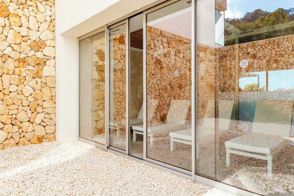 Hotel Seth 55 Santo Tomas — Spa in Santo Tomas, Balearic Islands