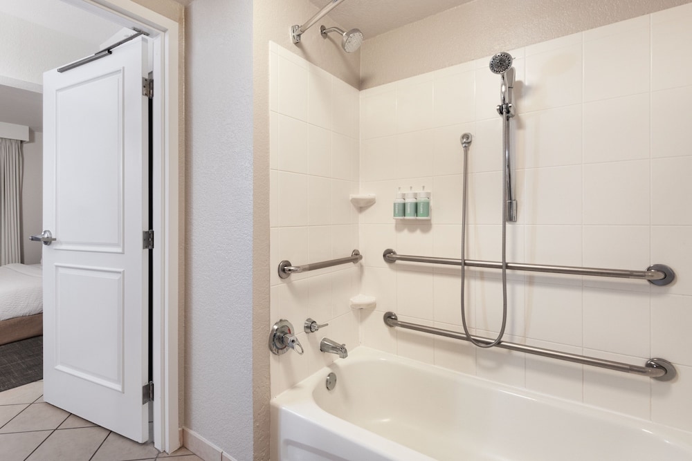 Residence Inn by Marriott Daytona Beach Speedway/Airport — Hotel rooms in Daytona Beach, Florida