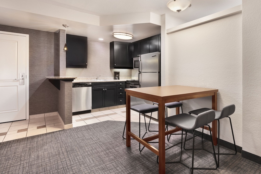 Residence Inn by Marriott Daytona Beach Speedway/Airport — Hotel rooms in Daytona Beach, Florida