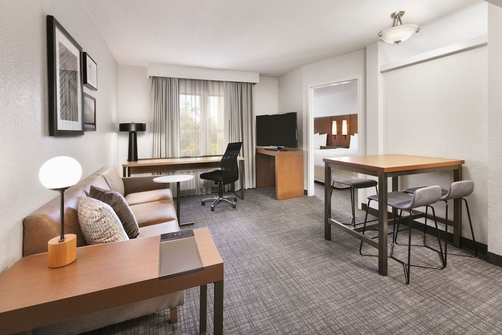 Residence Inn by Marriott Daytona Beach Speedway/Airport — Hotel rooms in Daytona Beach, Florida