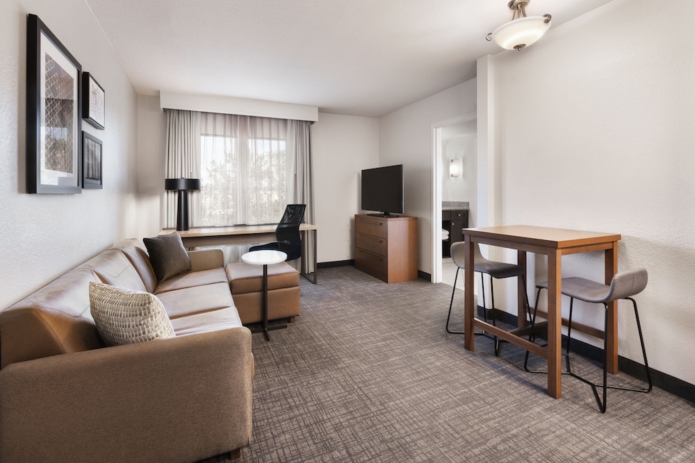 Residence Inn by Marriott Daytona Beach Speedway/Airport — Hotel rooms in Daytona Beach, Florida