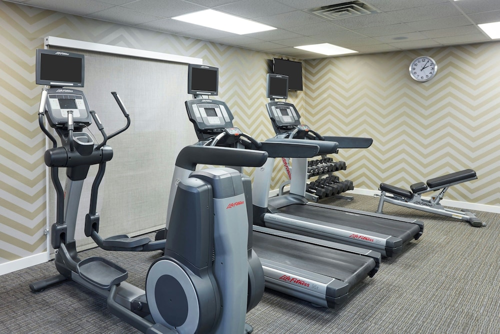 Residence Inn by Marriott Detroit Pontiac Auburn Hills — Sports & recreation in Pontiac, Michigan