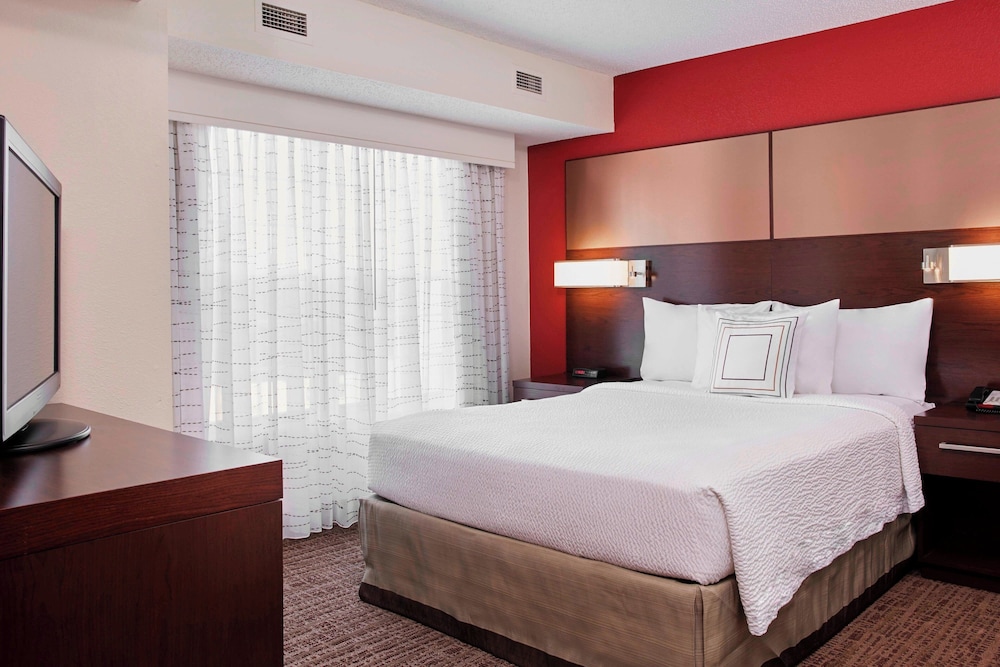 Residence Inn by Marriott Detroit Pontiac Auburn Hills — Hotel rooms in Pontiac, Michigan