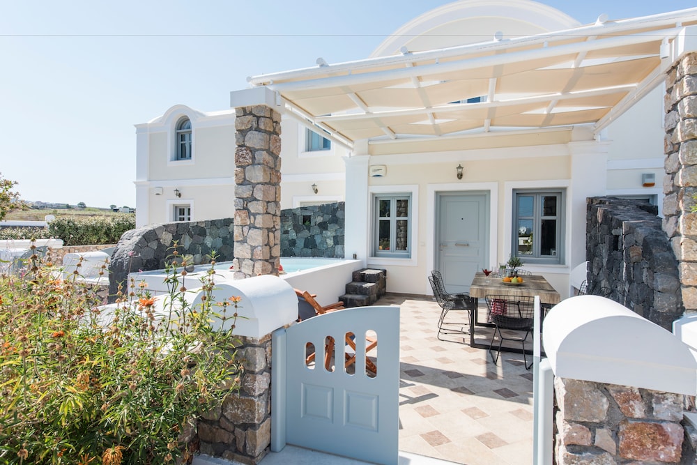 Secret Earth Santorini — Hotel building in Kamari, South Aegean