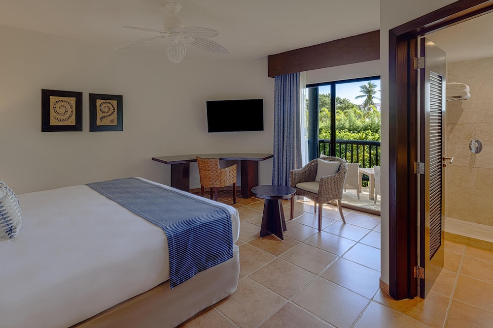 Catalonia Riviera Maya Resort and Spa All Inclusive — Hotel rooms in Puerto Aventuras, Quintana Roo