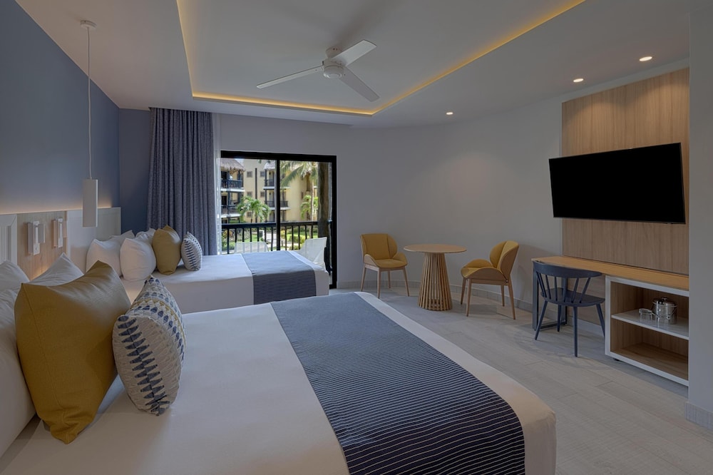 Catalonia Riviera Maya Resort and Spa All Inclusive — Hotel rooms in Puerto Aventuras, Quintana Roo