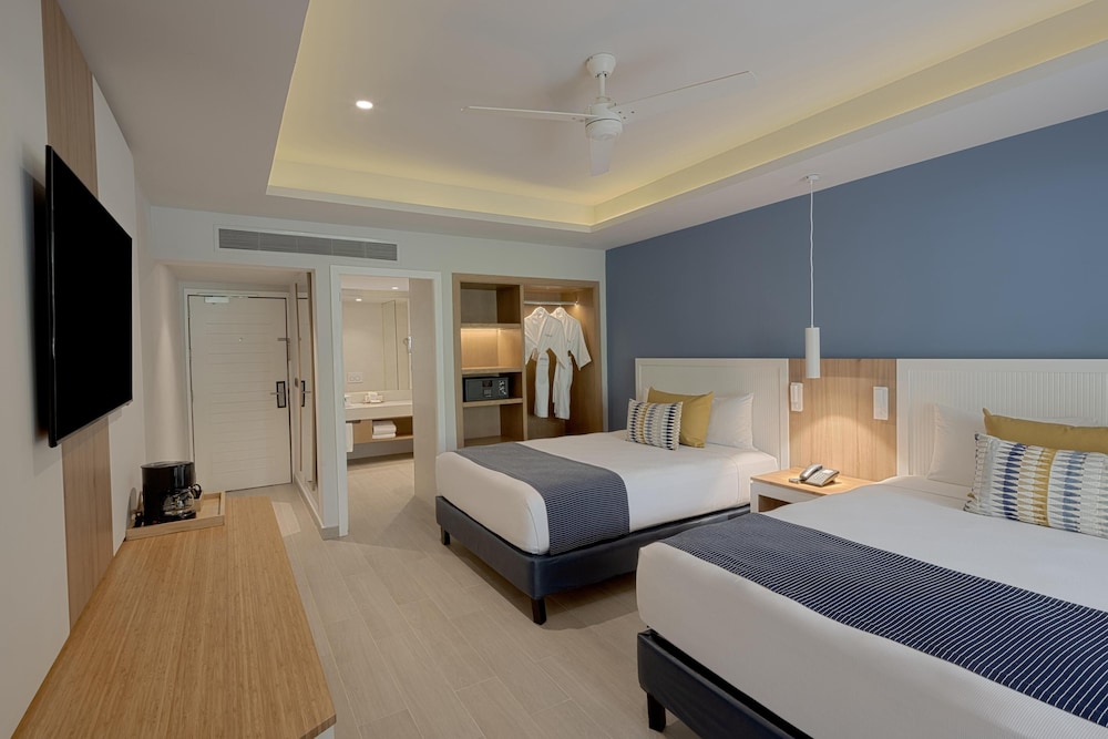 Catalonia Riviera Maya Resort and Spa All Inclusive — Hotel rooms in Puerto Aventuras, Quintana Roo