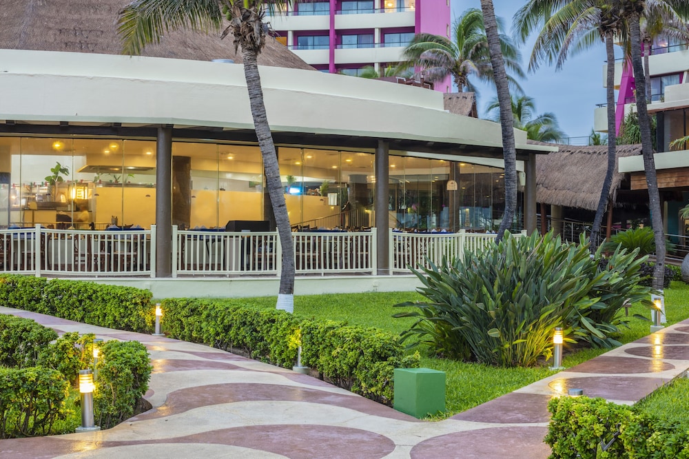 Crown Paradise Club Cancun All Inclusive — Outdoor in Cancun, Quintana Roo