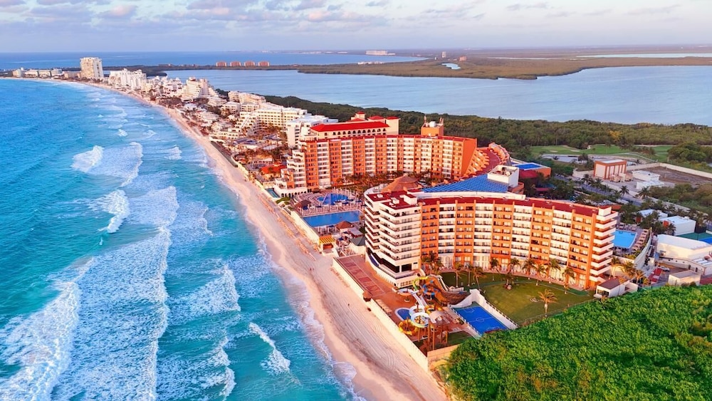 Crown Paradise Club Cancun All Inclusive — View in Cancun, Quintana Roo