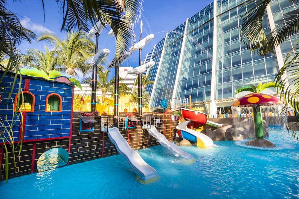 Crown Paradise Club Cancun All Inclusive — Pool in Cancun, Quintana Roo