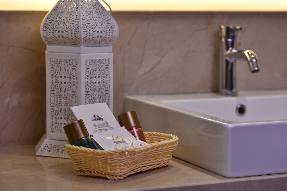 Alaaddin Beach Hotel - Adults Only — Hotel rooms in Alanya