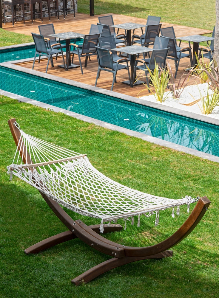 Alaaddin Beach Hotel - Adults Only — Swimming pool in Alanya