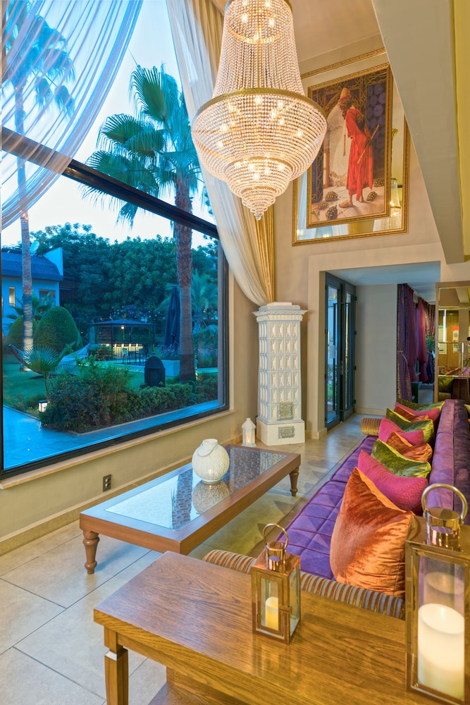 Alaaddin Beach Hotel - Adults Only — Hotel rooms in Alanya