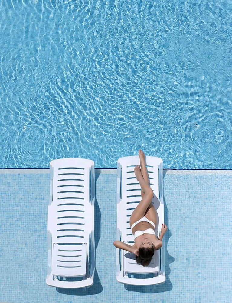 Alaaddin Beach Hotel - Adults Only — Swimming pool in Alanya