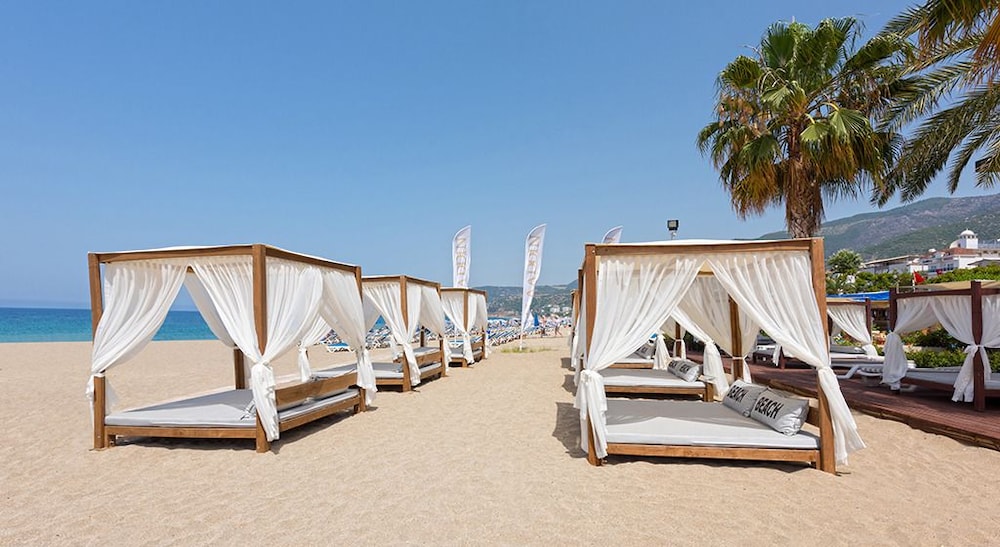 Alaaddin Beach Hotel - Adults Only — Beach in Alanya