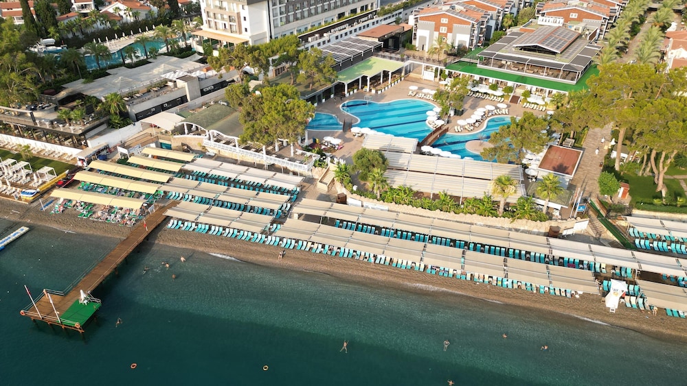 Crystal Aura Aqua Collection - All inclusive — Outdoor in Kemer