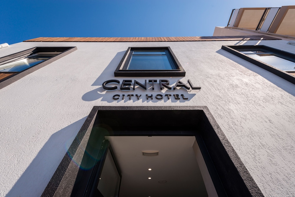 Central City Hotel — Hotel building in Chania