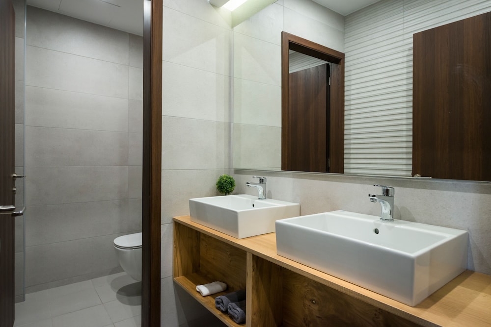Central City Hotel — Hotel rooms in Chania