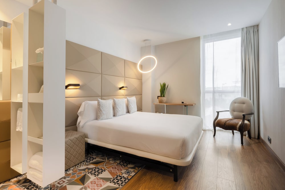 Hotel SB Glow 4 Sup — Hotel rooms in Barcelona, Catalonia
