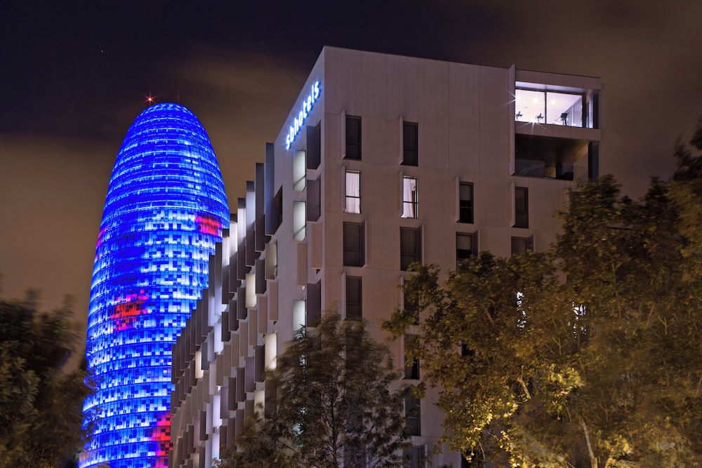 Hotel SB Glow 4 Sup — Hotel building in Barcelona, Catalonia